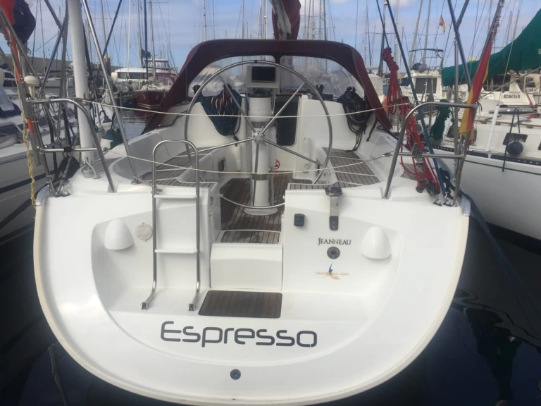 Vermietung Segelboot Jeanneau mit Führerschein