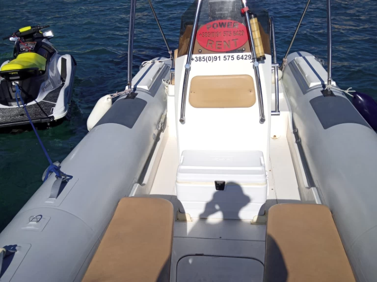 Ein Bwa Bwa mieten in Prižba