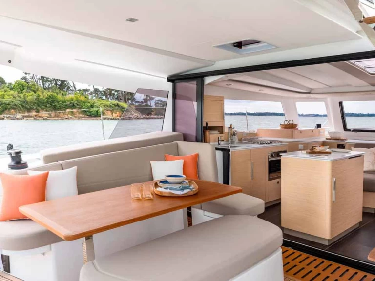Katamaran mieten in Trogir - Fountaine Pajot Fountaine Pajot FP 41 Quatuor 4
