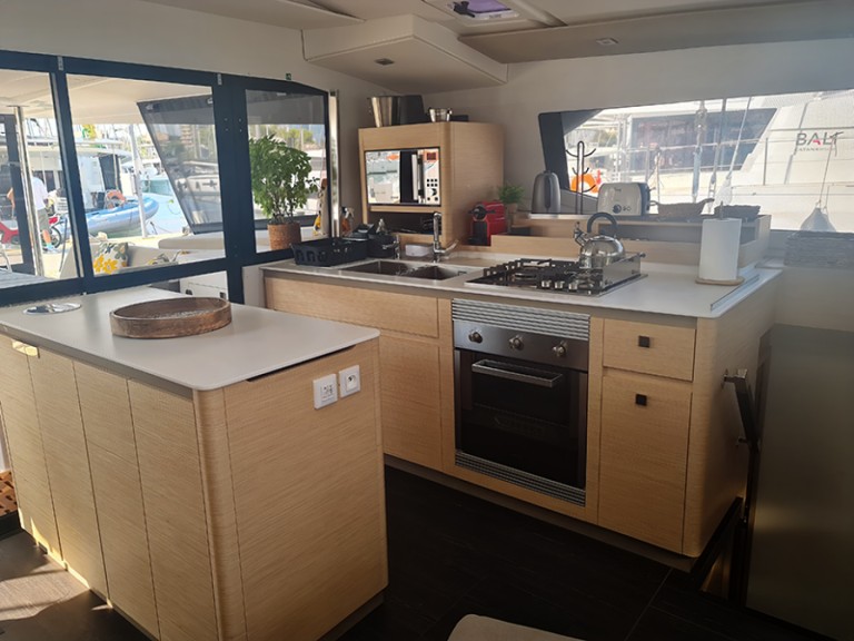 YachtCharter in Préveza - Fountaine Pajot Aura 51 auf SamBoat