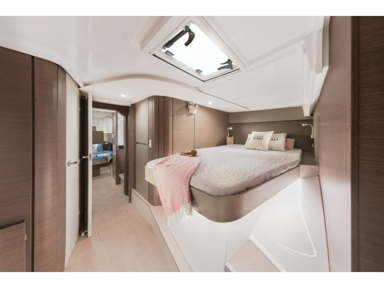 Ein Bali Catamarans Bali Catspace Voile mieten in Préveza