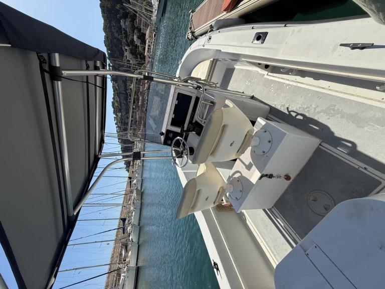 Boot mieten Mandelieu-la-Napoule günstig Quest 207