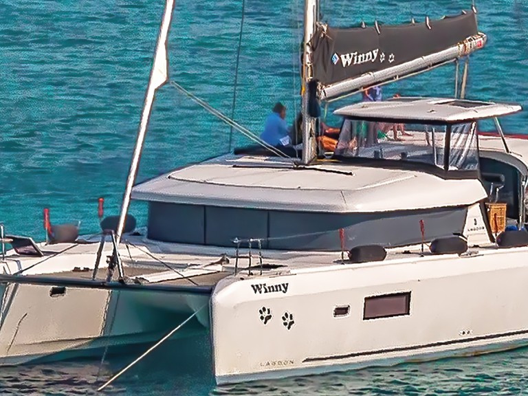 Boot mieten Syros günstig Lagoon 42