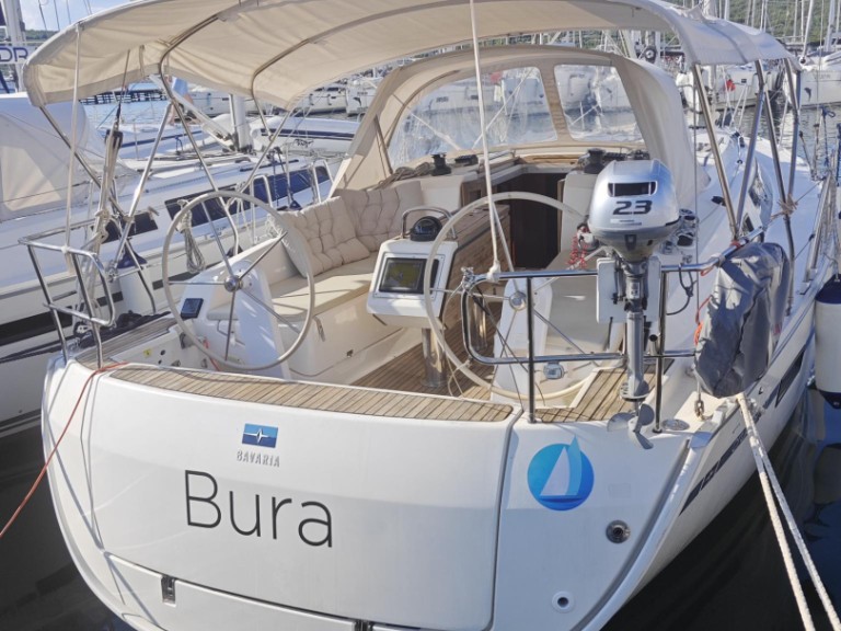 Bavaria Cruiser 37 mieten Punat