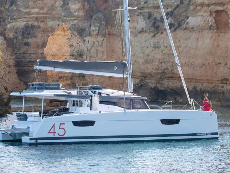 YachtCharter in Biograd na Moru - Fountaine Pajot Elba 45 auf SamBoat