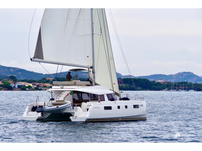 Katamaran mit oder ohne Skipper Nautitech mieten in Puntone