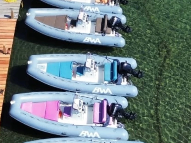 Schlauchboot mieten in Palau zum besten Preis