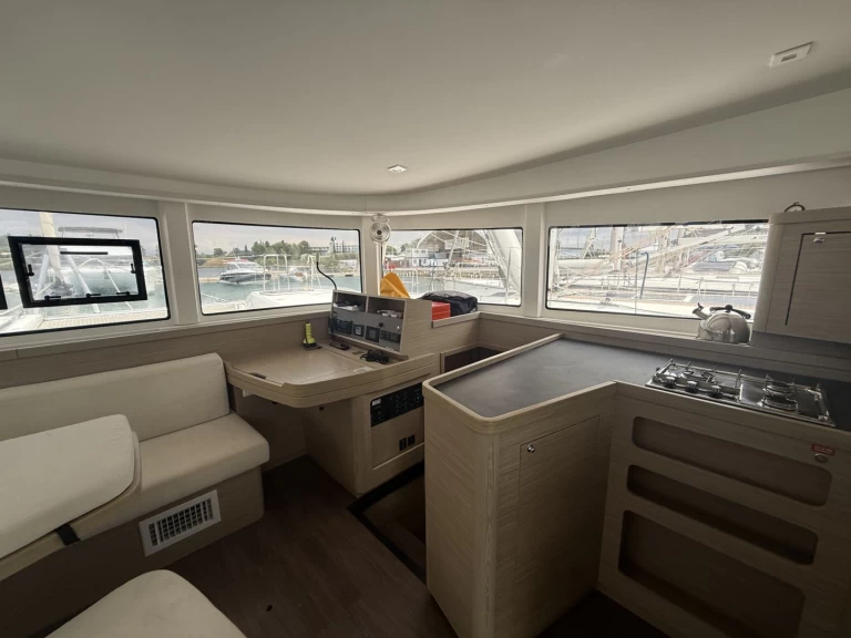 Bootsverleih Lagoon Lagoon 42 Gouviá Samboat