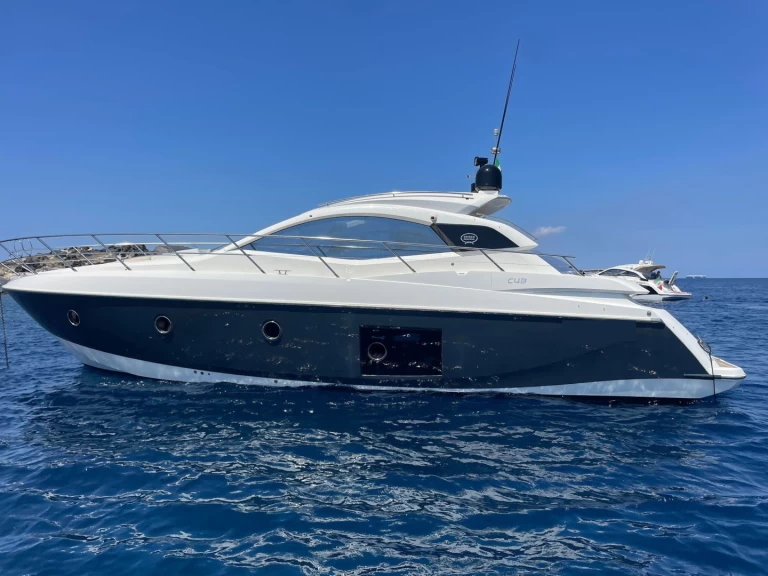YachtCharter in Cannes - Leopard Leopard 45 auf SamBoat