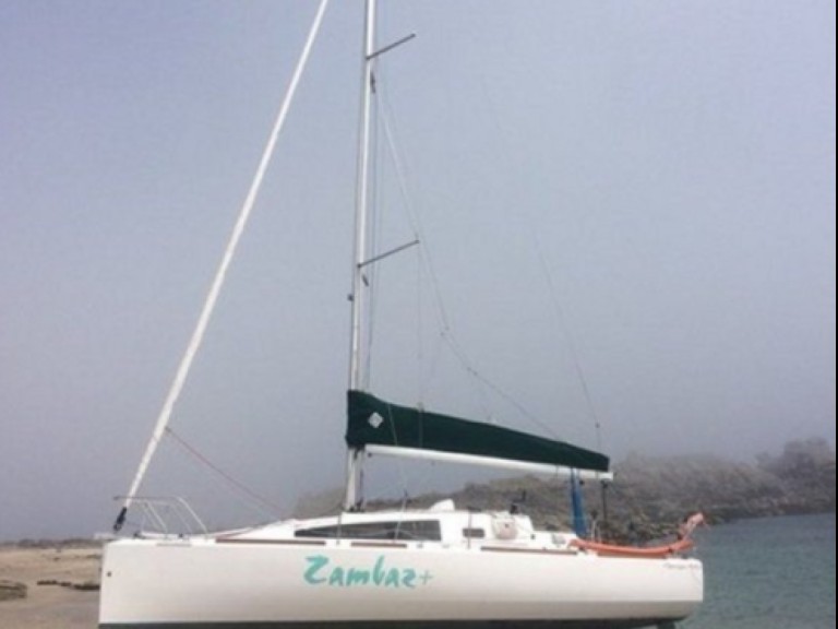 Chantier Marée Haute DJANGO 770 mieten Concarneau
