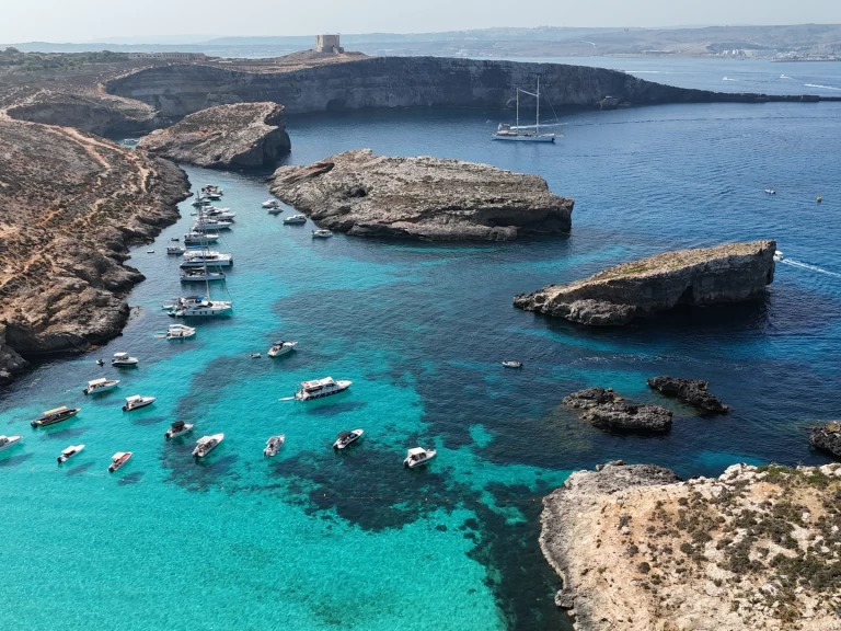 Boot mieten Ċirkewwa günstig motoring