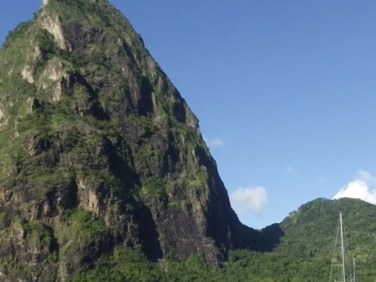 Boot mieten Fort-de-France günstig Sloop one design