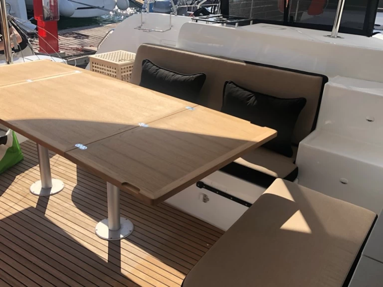 YachtCharter in Álimos - Lagoon Lagoon 46 auf SamBoat