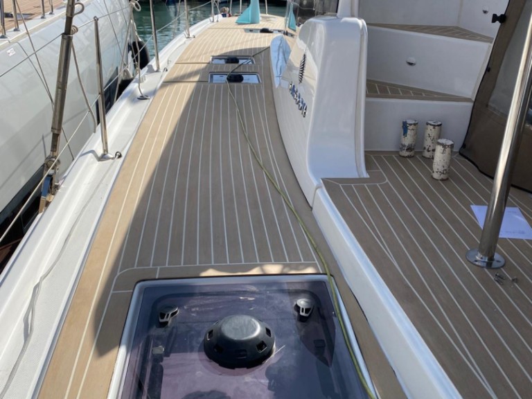 Katamaran mieten in Rogoznica zum besten Preis