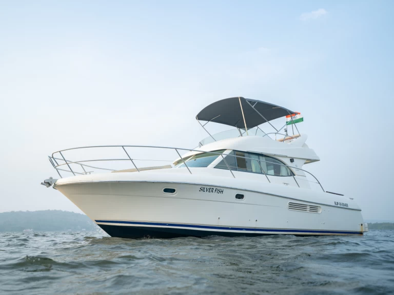 Motorboot mieten in Panaji - Prestige Prestige 36