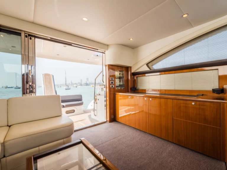 Ein Princess Princess 54 mieten in Panaji