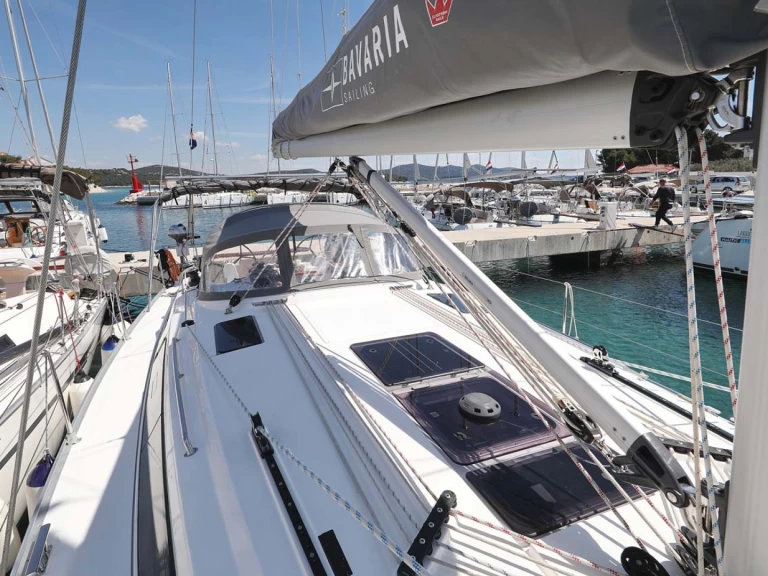 Bootsverleih Bavaria Cruiser 41S Murter-Kornati Samboat