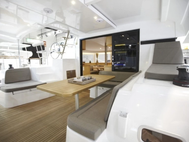 Vermietung Katamaran Lagoon mit Führerschein