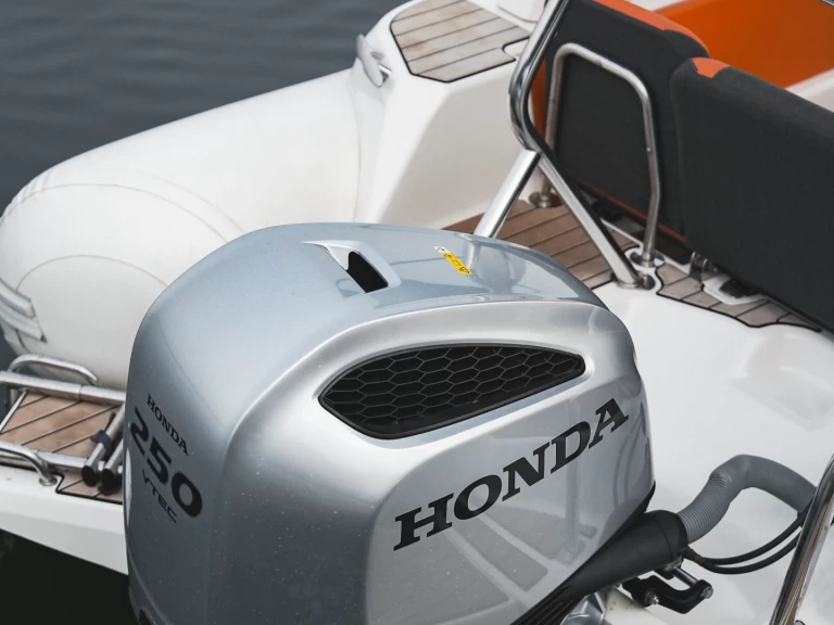 Boot mieten Panaji günstig ZODIAC MEDLINE 7.5
