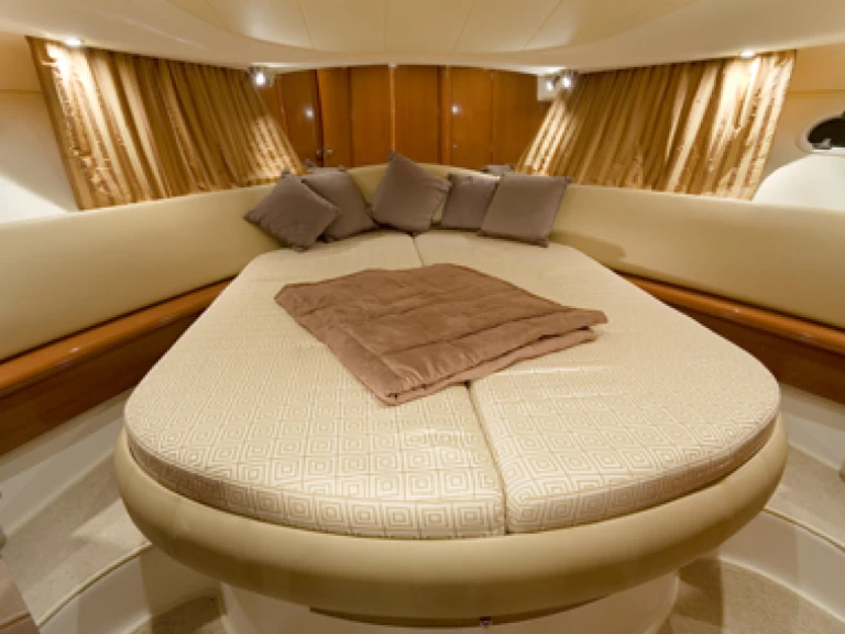 Boot mieten Panaji günstig Prestige 36