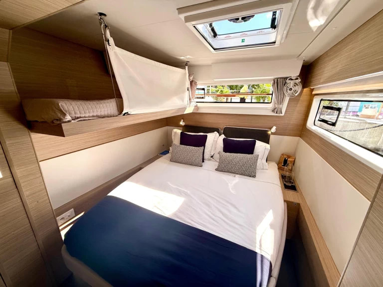 Katamaran mieten in Salerno zum besten Preis