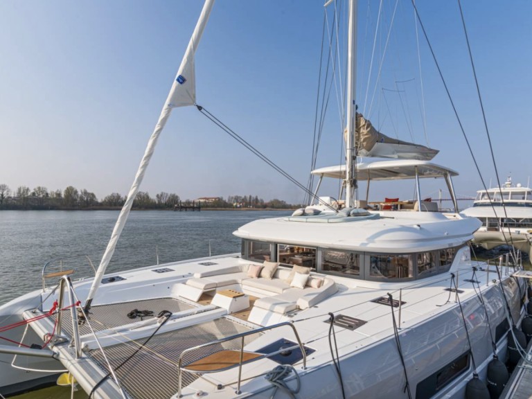 Bootsverleih Lagoon Lagoon 55 Bonifacio Samboat