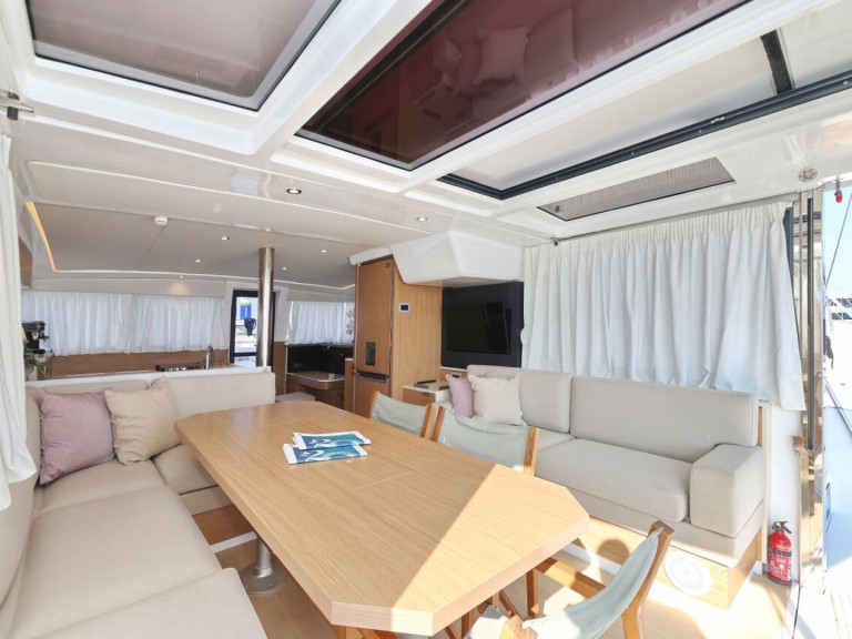 YachtCharter in Capo d'Orlando - Bali Bali 4.2 auf SamBoat