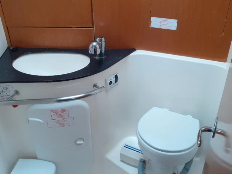 YachtCharter in Lefkáda - Bavaria Bavaria 43 Cruiser auf SamBoat