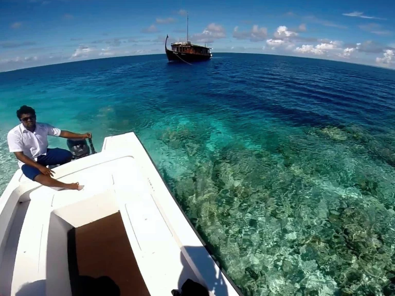 Ein  Dhoni 6 pax mieten in Malé