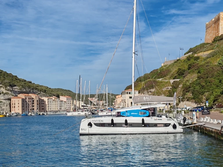 Ein Bali Bali Catsmart mieten in Golfo Aranci
