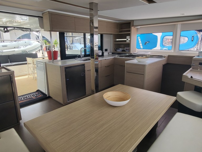 Bootsverleih Lagoon Lagoon 46 Golfo Aranci Samboat