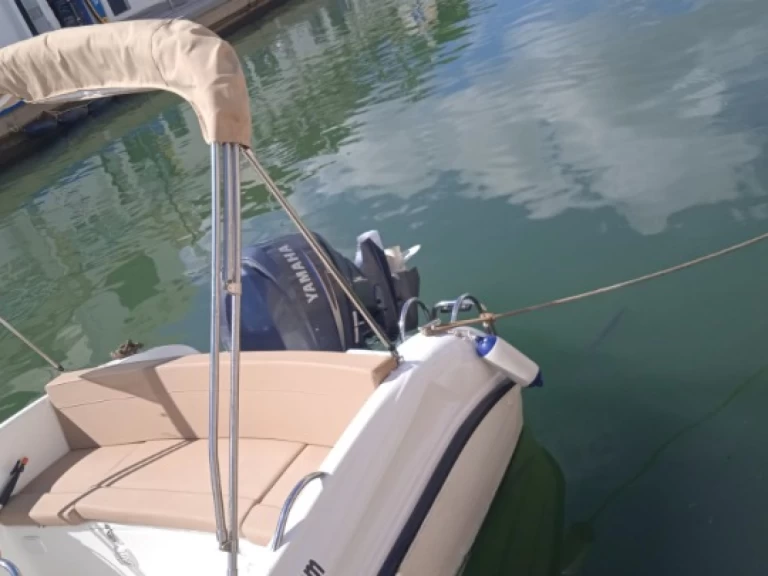 YachtCharter in Ciutadella de Menorca - polyeste yacht Marion 630 cabine auf SamBoat