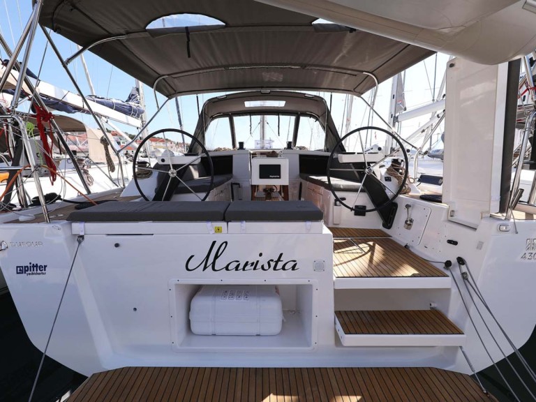 Segelboot mit oder ohne Skipper Dufour mieten in Murter-Kornati