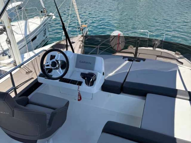 Motorboot mieten in Murter-Kornati zum besten Preis