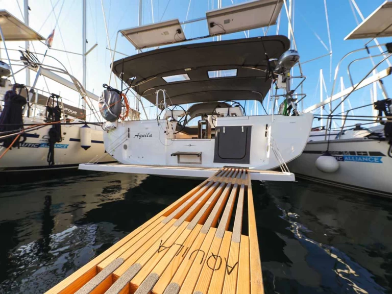 Ein Bavaria Bavaria C46 mieten in Murter-Kornati