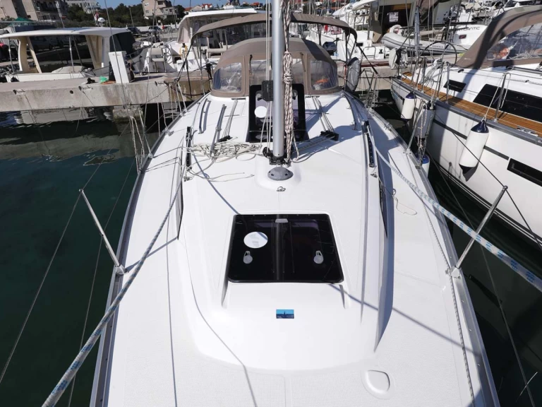 YachtCharter in Murter-Kornati - Bavaria Cruiser 33 auf SamBoat