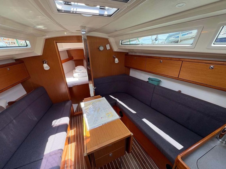 Bavaria Cruiser 34 mieten Murter-Kornati