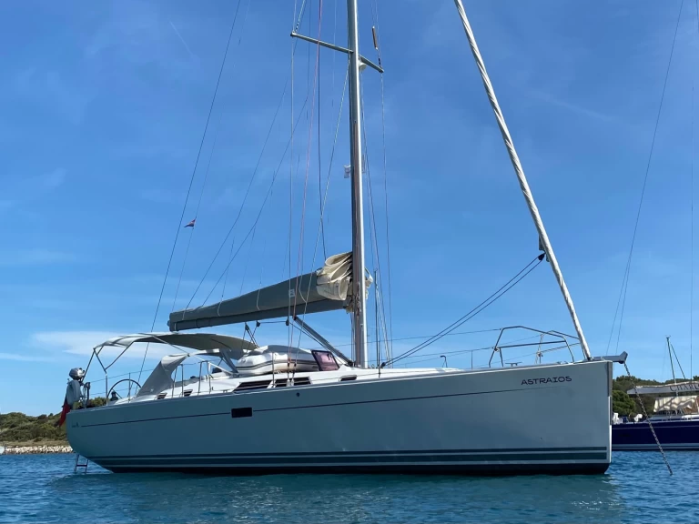 YachtCharter in Pula - Hanse Hanse 430e auf SamBoat