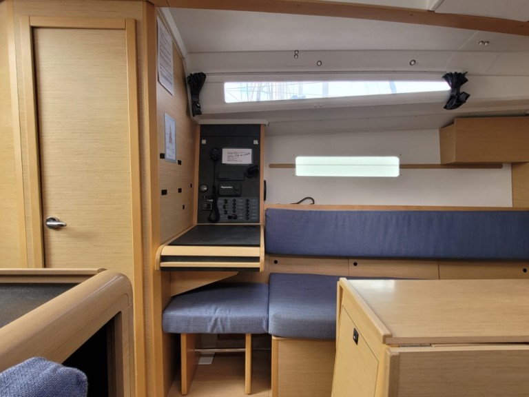 Ein Jeanneau Sun Odyssey 349 mieten in Saint-Quay-Portrieux