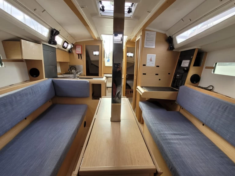 Segelboot mieten in Saint-Quay-Portrieux - Jeanneau Sun Odyssey 349