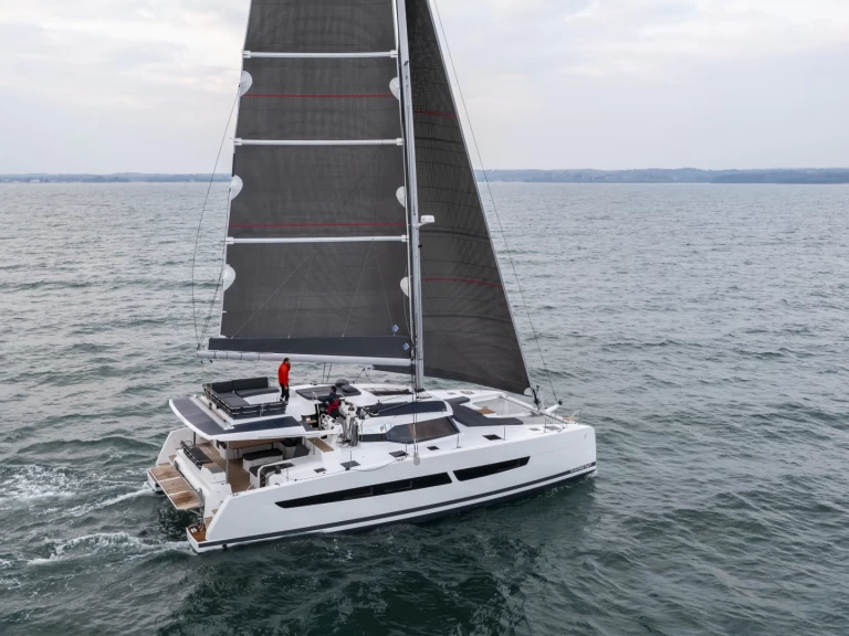 Ein Fountaine Pajot Aura 51 mieten in Hyères