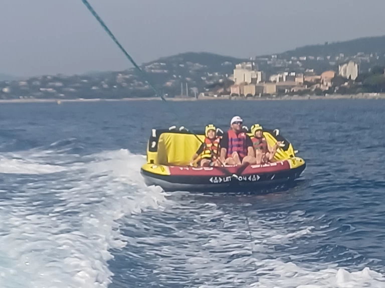 Ein Boston Whaler Boston Whaler 170 super sport mieten in Sainte-Maxime