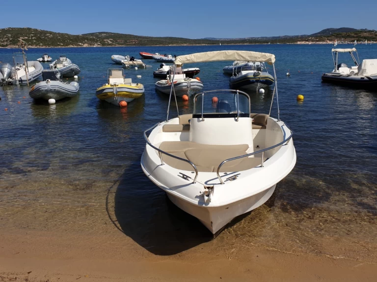 YachtCharter in Palau - Kamarina 555 Open auf SamBoat