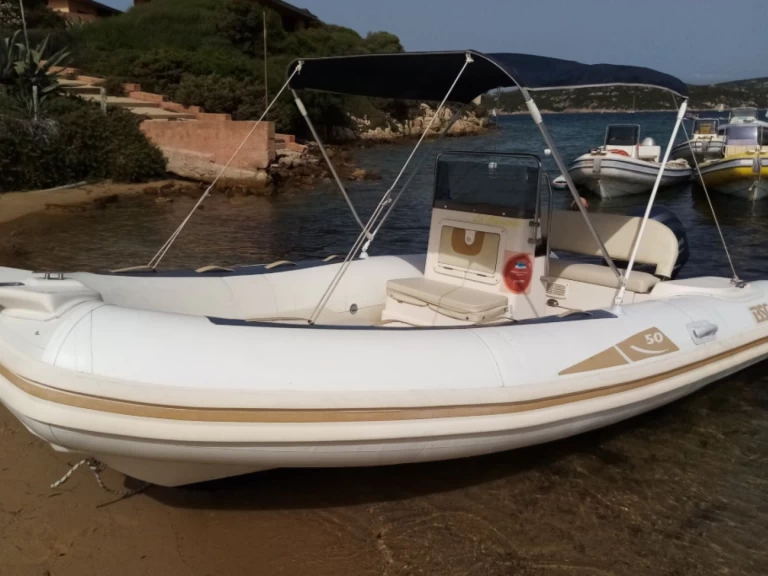 Schlauchboot mieten in Palau zum besten Preis