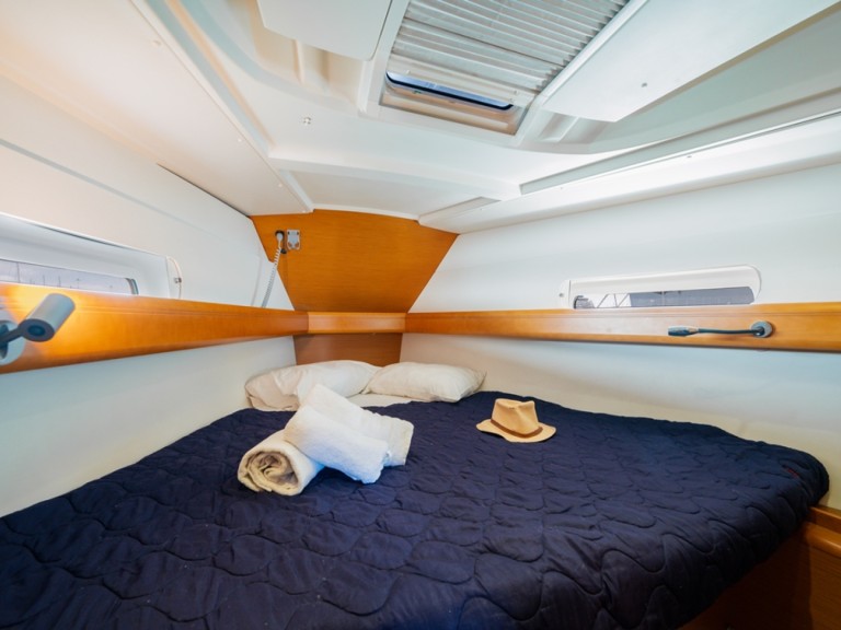 Boot mieten Lavrion günstig Sun Odyssey 409