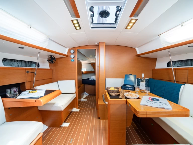 Bootsverleih Jeanneau Sun Odyssey 409 Lavrion Samboat