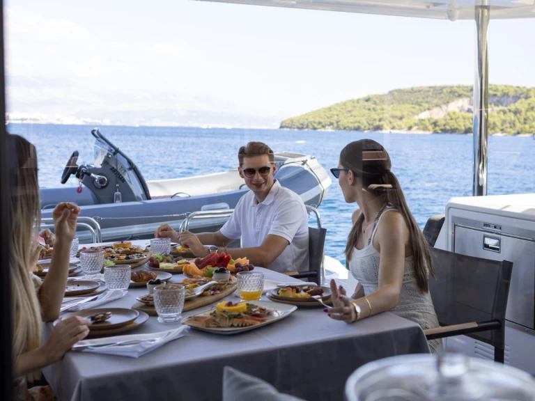 Katamaran mieten in Split - Lagoon Lagoon 55 LUXURY version (2025)