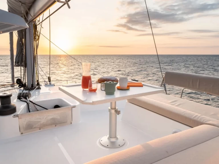 Katamaran mit oder ohne Skipper Bali mieten in Álimos