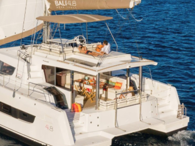 Ein 15 BALI 4.6 mieten in Ajaccio