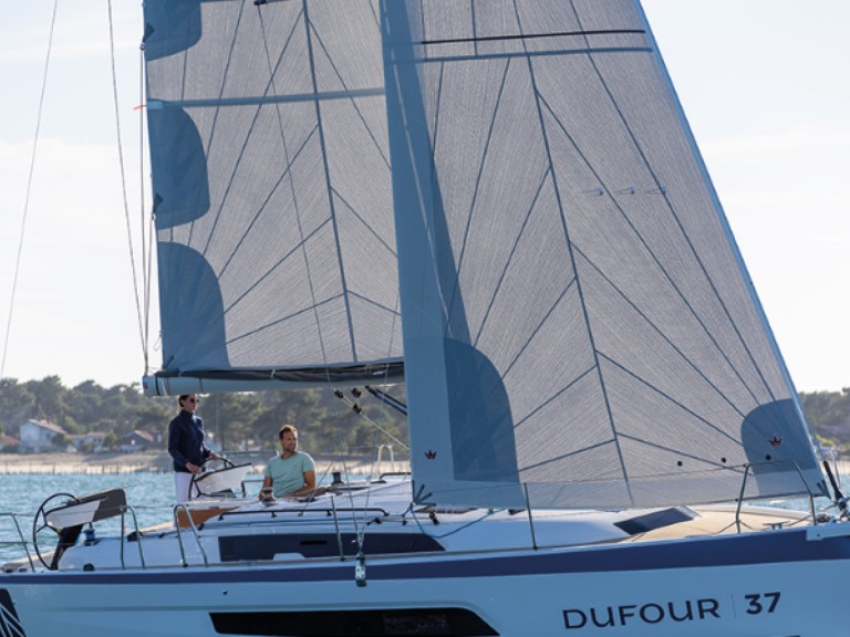 Boot mieten Golfe-Juan günstig DUFOUR 37 FLAVOURS OF THE SEA